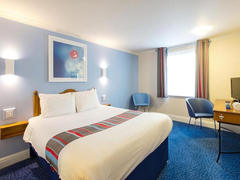 Travelodge Pembroke Dock Zewnętrze zdjęcie